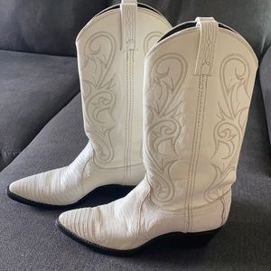 Vintage White 90’s Dan Post Boots
